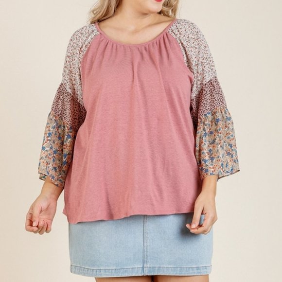 Umgee Plus Rose Floral Mix Top - Picture 2 of 4